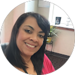 Profile photo of Andrea Holland