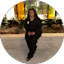 Profile photo of Elizabeth Esafe