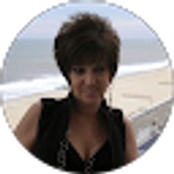 Profile photo of Joy Rasinski
