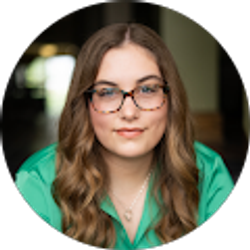 Profile photo of Lacey Bilyeu