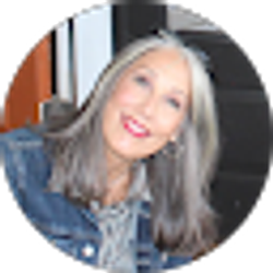 Profile photo of Melanie Holguin