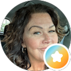 Profile photo of Michelle Laux