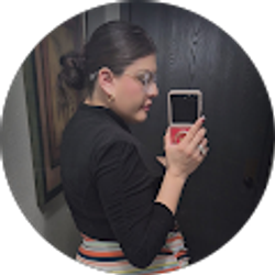 Profile photo of Leslie Licon