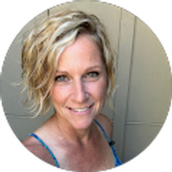 Profile photo of Amy Bostwick