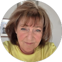 Profile photo of Yolanda Virga