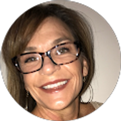 Profile photo of beth pfister