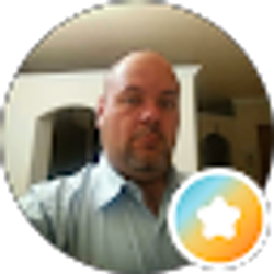 Profile photo of Roly Herrera