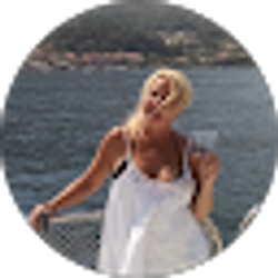 Profile photo of laura semanie