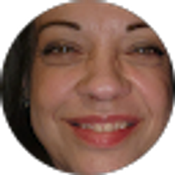 Profile photo of Laura Reynolds