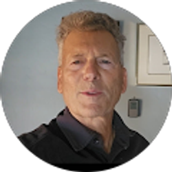 Profile photo of Mark Lowenstern