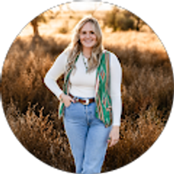 Profile photo of Nicole LaPlante