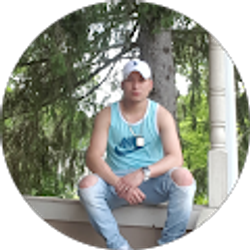 Profile photo of Cristian Lara