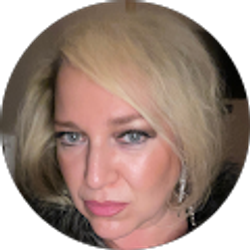 Profile photo of Julia Iskhakov