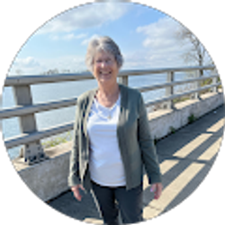 Profile photo of Bette Oliver