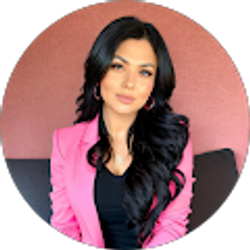 Profile photo of Lisa Lujan