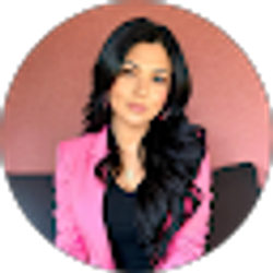 Profile photo of Lisa Lujan