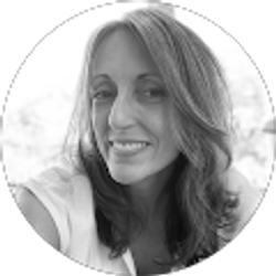 Profile photo of Danielle Vincent