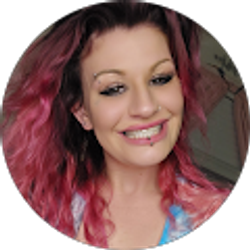 Profile photo of Chelsie Migliore