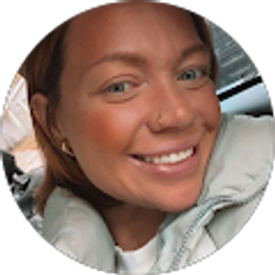 Profile photo of Kennedy Lang