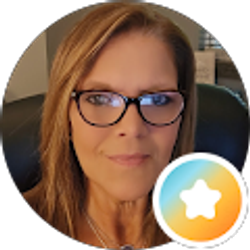Profile photo of Lucinda Holdren
