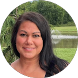 Profile photo of Danielle Villanueva