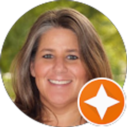 Profile photo of Denielle Haines