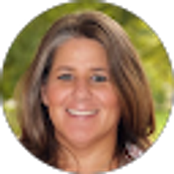 Profile photo of Denielle Haines