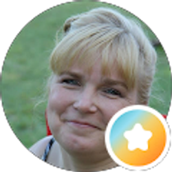 Profile photo of Debbie Traxson