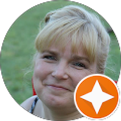 Profile photo of Debbie Traxson