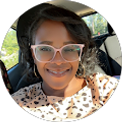 Profile photo of Yasmeen Green