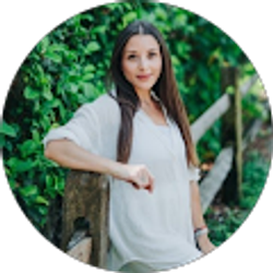 Profile photo of Amanda Schweitzer