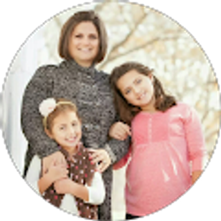 Profile photo of Danielle Goncalves