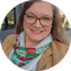 Profile photo of Sarah Wright