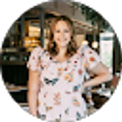 Profile photo of Laura Kathryn Redden