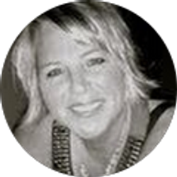 Profile photo of Linda Graves