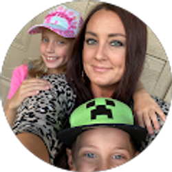 Profile photo of Jennifer McFarland