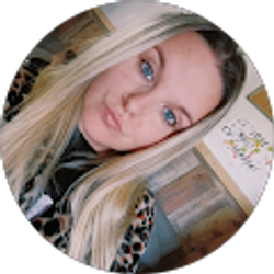 Profile photo of Amanda Hall