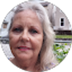Profile photo of Brenda Back