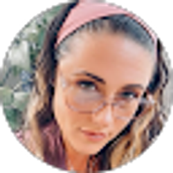 Profile photo of Angela Robinson