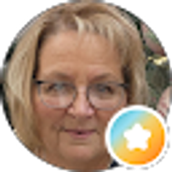 Profile photo of Lori DeLong