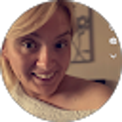 Profile photo of Lainie Darlage