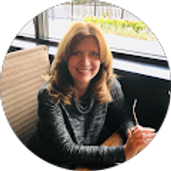 Profile photo of Stephanie Swanson