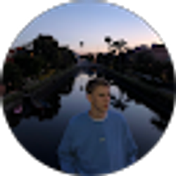 Profile photo of Charlie Champagne