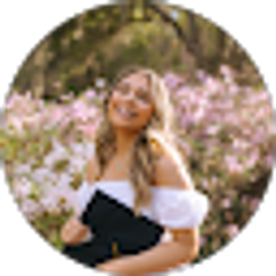 Profile photo of Mia Spadavecchio