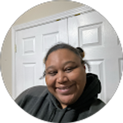 Profile photo of Samantha Heard