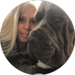 Profile photo of Lisa Horton