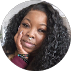 Profile photo of stephanie boone