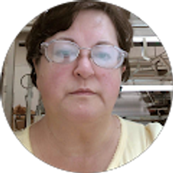 Profile photo of Linda Simons