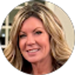 Profile photo of Erin Janes
