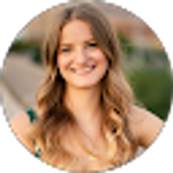 Profile photo of Lacey Roberts